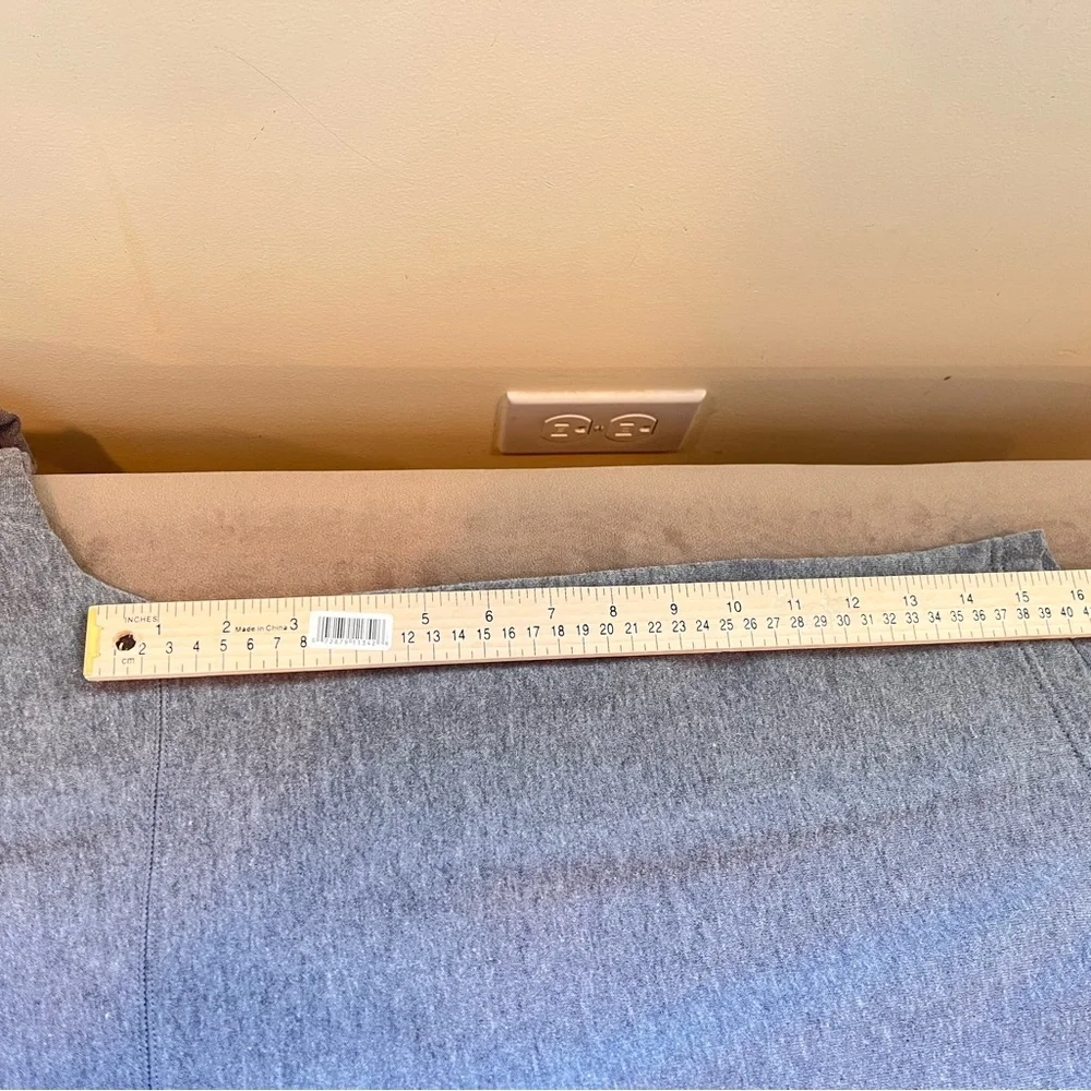 Victoria's Secret Gray Long Sleeve with Gold Sequins - Picture 10 of 10